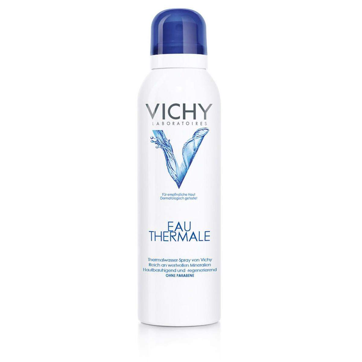 Das Thermalwasser von Vichy soll reich an wohltuenden Mineralstoffen, wie z. B. Eisen, Kalium und Mangan sein. Der Wasserspray beruhigt und kräftigt die Haut, 6,99 Euro. 