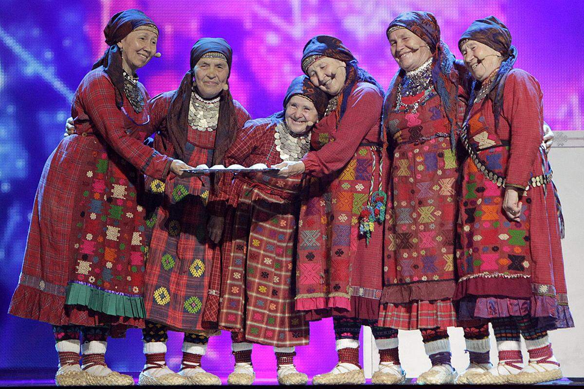 Die russischen Omas Buranowskije Babuschki zählten mit "Party For Everybody" 2012 sogar zu den Favoriten - einigen schiefen Tönen zum Trotz. Die betagten Damen (Durschnittsalter 66) in der Tracht ihrer udmurtischen Heimat belegten am Ende Platz zwei. 