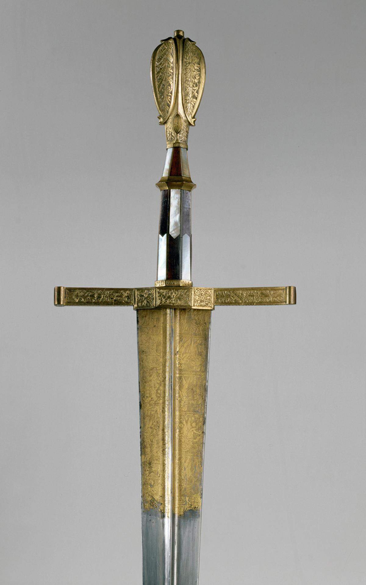 In der Ausstellung daher werden neben Bildern auch Rüstungen und Schwerter zu sehen sein.Prunkschwert samt Scheide / Besitzer: Kaiser Maximilian I., 1494
