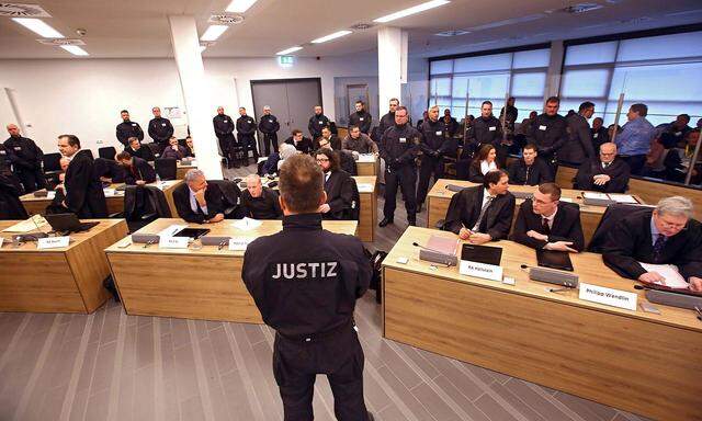 Im Gerichtssaal des Oberlandesgerichts Dresden am Tag der Urteilsverkündung im Freital-Prozess