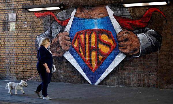 Dem einst gefeierten Gesundheitssystem NHS geht die Superkraft aus.