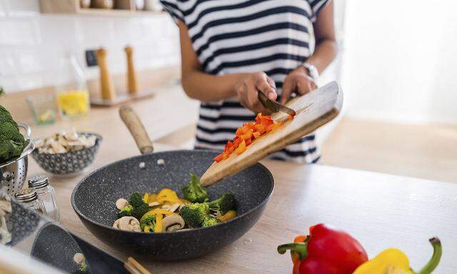 Während der Ausgangsbeschränkung haben die Österreicher mehr Zeit zum Kochen.