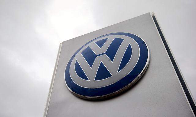 VW sieht sich mit einer Milliardenklage konfrontiert.