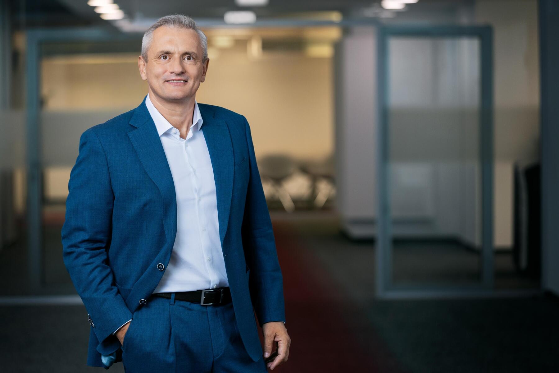 Social Media Verbot? A1-Chef Dvorjančanský plädiert für Aufklärung