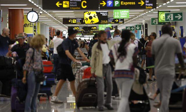 Auf Mallorcas Flughafen könnte es stressig werden. 