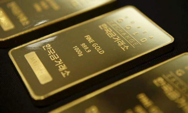 One kilogram gold bars are seen at the Korea Gold Exchange in Seoul