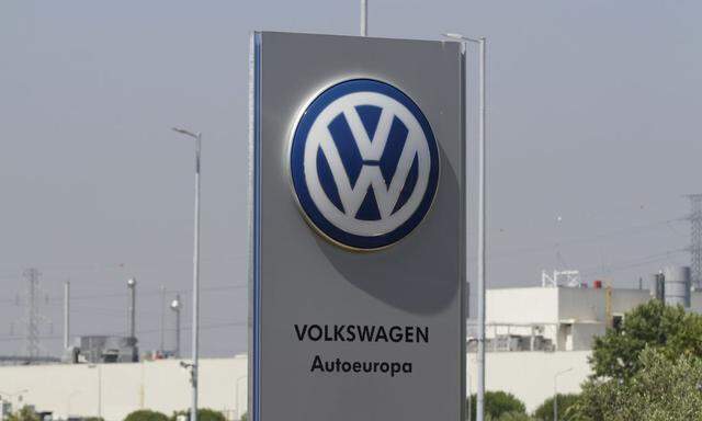 Volkswagen AG Automobile Manufacture And Shipping Operations As European Car Production Grows