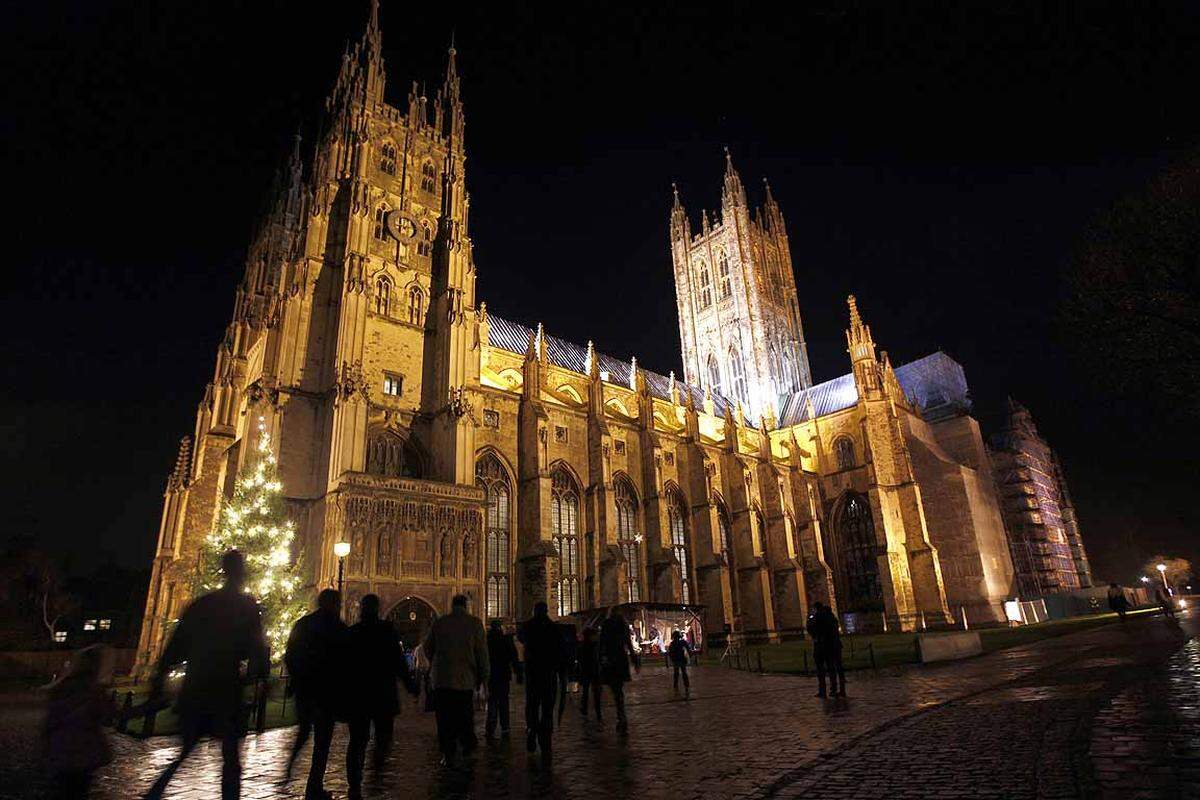 Die gotische Kathedrale von Canterbury in England ist auch ein Anziehungspunkt für Literaturfans, der in den heiligen Hallen ermordete Thomas Becket ist Gegenstand mehrerer Dramen.