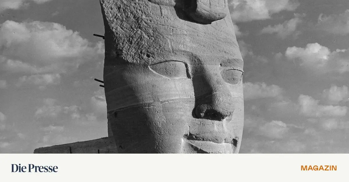 -ber-die-geb-ude-schubser-bauwerke-auf-wanderschaft-premium