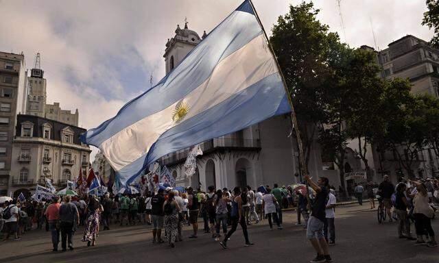 Für Mauricio Macris Vorgängerin, Cristina Fern´andez, gibt es in Argentinien immer noch viel Zuspruch.