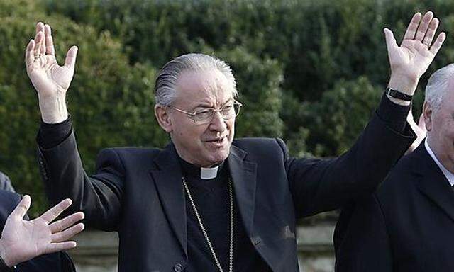 Bischof Paul Iby ist einer von vier, die demnächst zurücktreten werden.