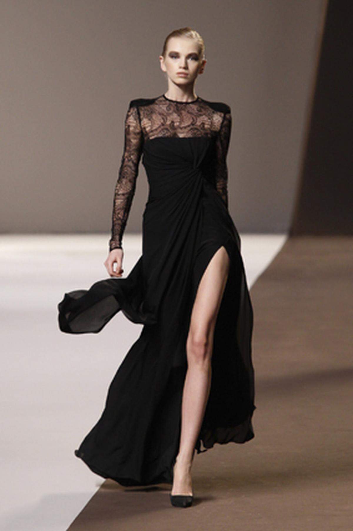 Elie Saab: Paris. HW 10/11