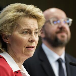 Kommissionschefin von der Leyen und Ratspräsident Michel sprechen über mögliche neue Mitglieder. 