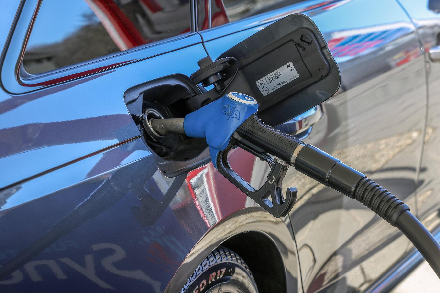 In Polen darf der Liter Diesel vorerst nicht mehr als 1,77 Euro kosten