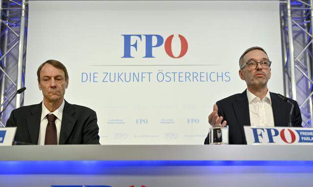 FPÖ-Chef Herbert Kickl (r.) und Mediziner Andreas Sönnichsen.