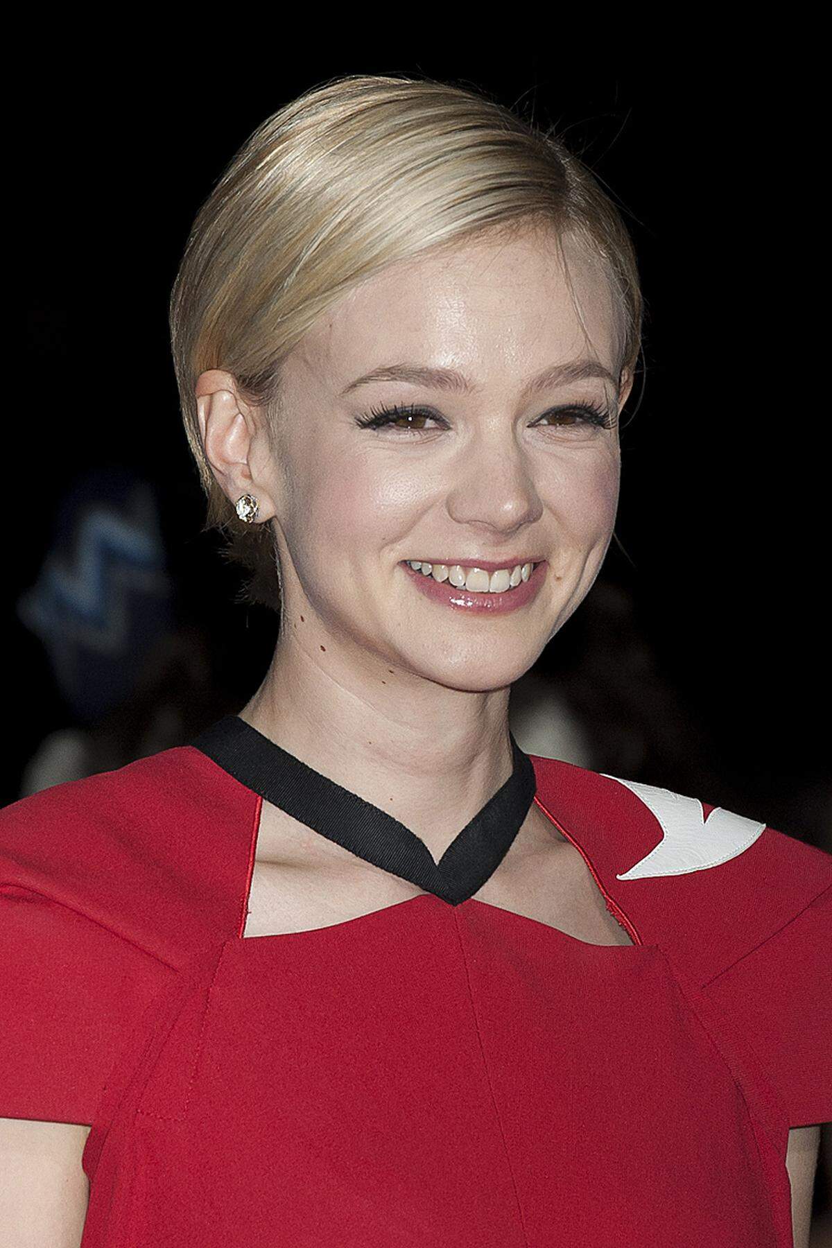 ... die Britin Carey Mulligan darf heuer auf keinen Oscar hoffen. Weder für Steve McQueens Film "Shame", wo sich Fassbenders Schwester spielt, noch für "Drive".