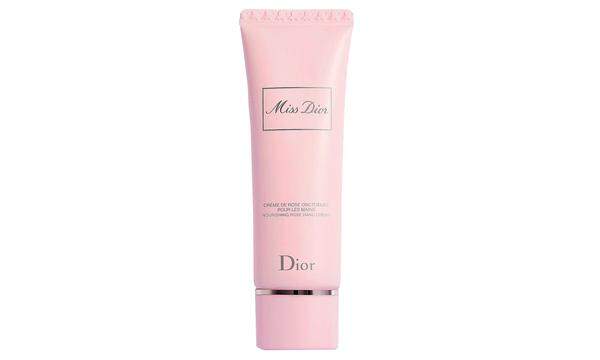 Angenehm parfümiert ist die „Miss Dior“-Handcreme von Dior, 50 ml um 48 Euro.