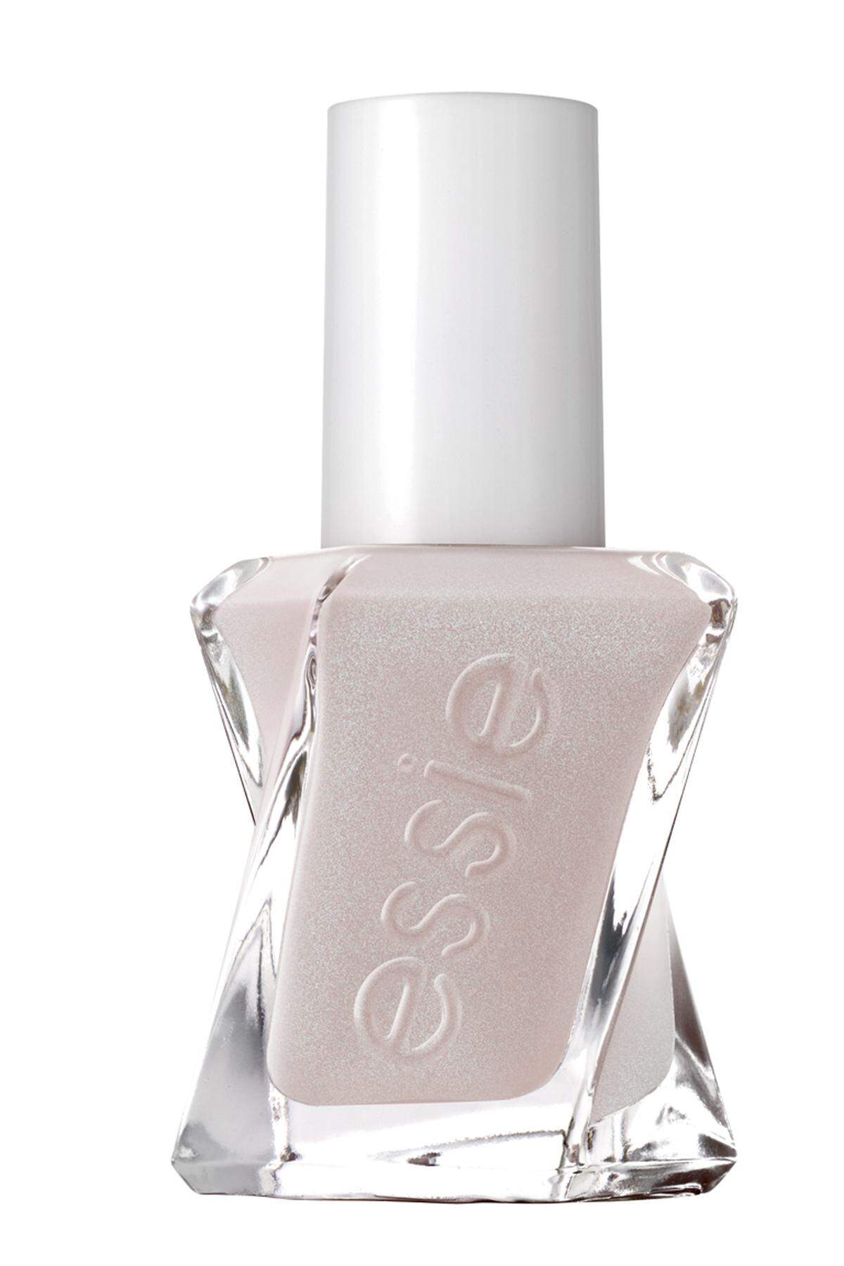 Nagellack „The Cut“ aus der Gel-Couture-Kollektion von Essie, 12,95 Euro, im Fachhandel erhältlich