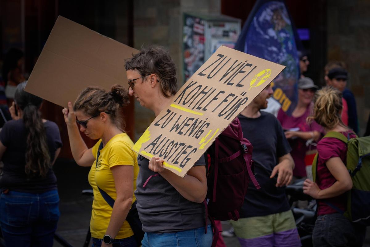 Demonstrations also took place on Friday in Germany, here in Freiburg im Breisgau.