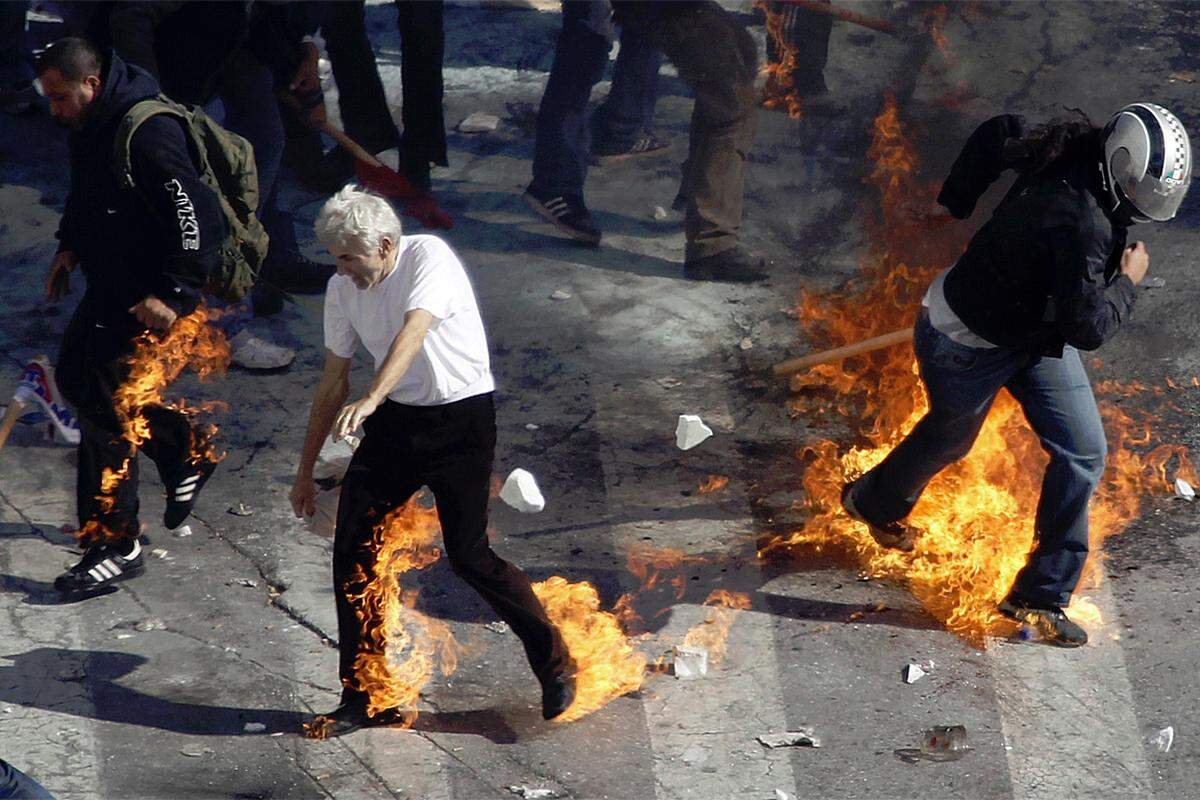 Bei Massenprotesten in Griechenland kam es am Donnerstag erneut zu Ausschreitungen.