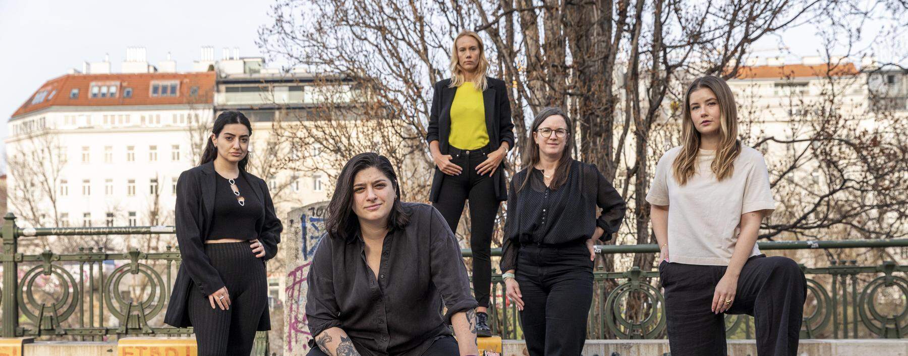 Evin Ersen, Sibel Ada, Katja Grafl, Carina Gastelsberger und Viktoria Stanzl (von links) bilden den Vorstand des Frauennetzwerks Sorority. 