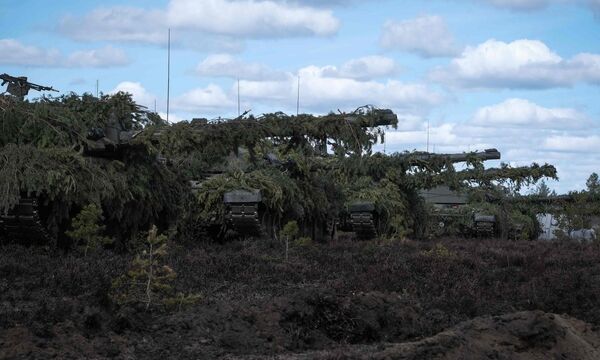 Britische Panzer als Teil der Übung "Arrow"
