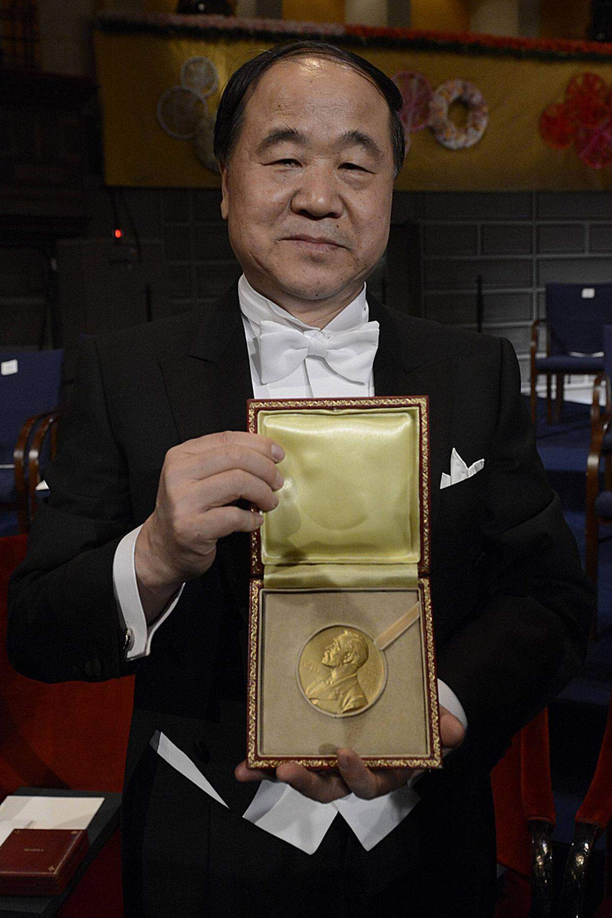 Die Schwedische Akademie gab am 10. Oktober um 13 Uhr bekannt, wer der diesjährige Preisträger des Literatur-Nobelpreises ist ... Im Bild: Vorjahressieger Mo Yan; Text: her