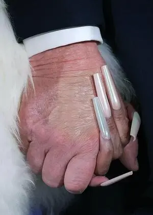 Hand in Hand mit Donald Trump: Nicht nur Nicki Minaj nähert sich dem Präsidenten an.