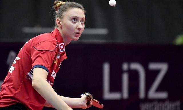 Sofia Polcanova hat wieder den Ball und Siege im Visier.