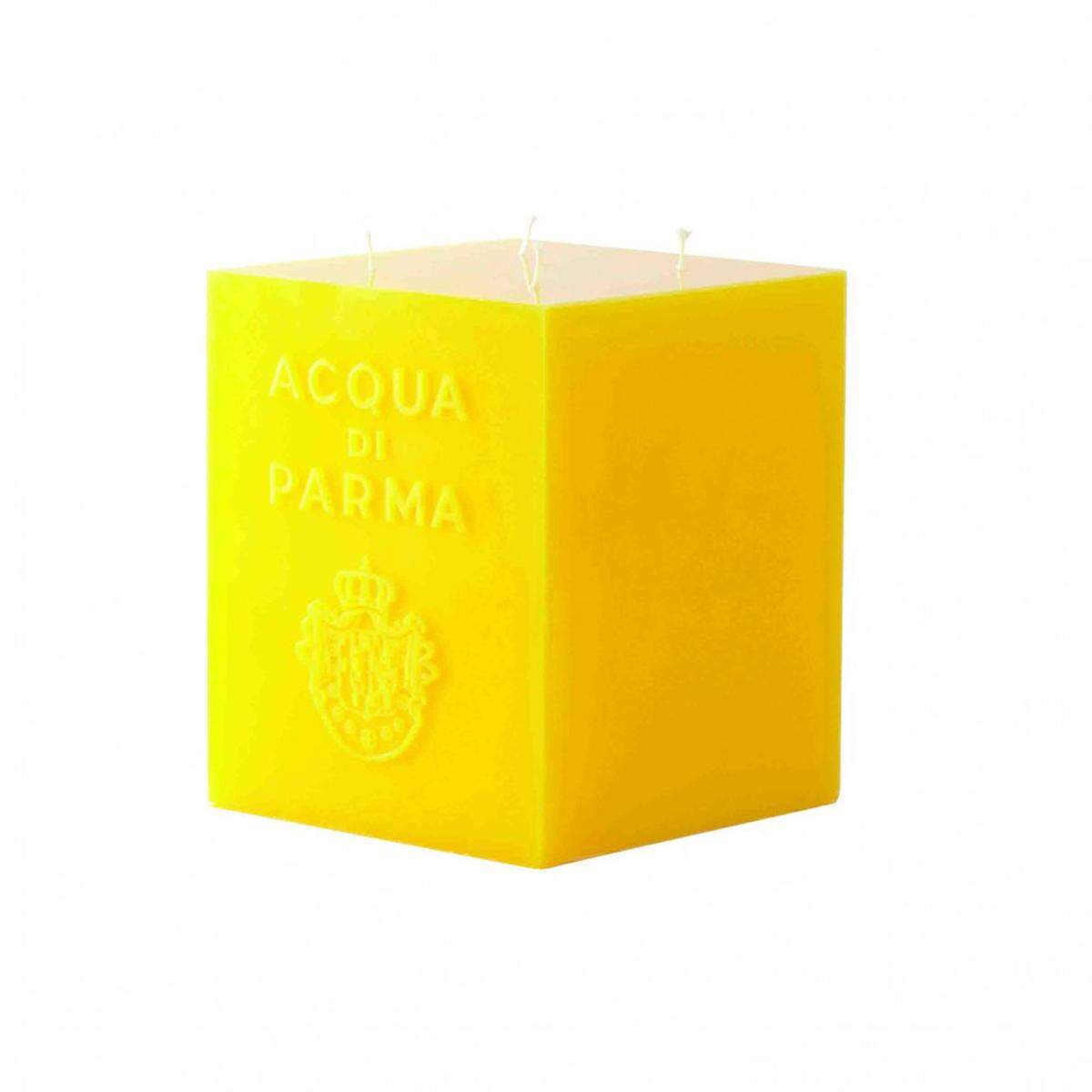 Die Cube Candle von Aqua di Parma sorgt um 165 Euro für eine sonnige Atmosphäre.