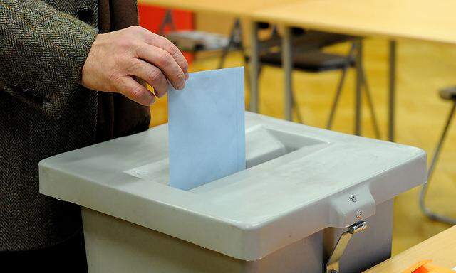 Koalition will über Umfrageverbot vor Wahlen diskutieren