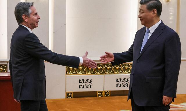 Ein positives Signal: Antony Blinken und Xi Jinping in der Großen Halle des Volks in Peking.
