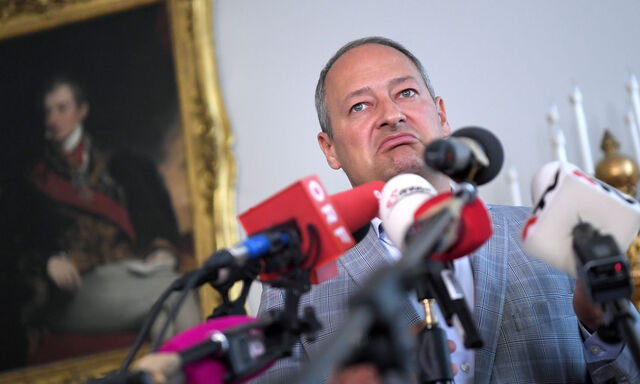 SPÖ-Klubobmann Andreas Schieder beim Ministerrat.