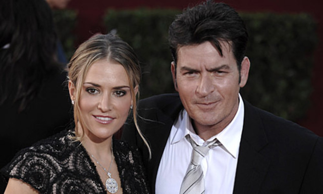 Charlie Sheen und seine Ehefrau Brooke Mueller