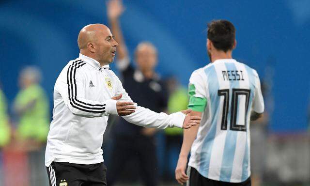 Jorge Sampaoli mit Lionel Messi
