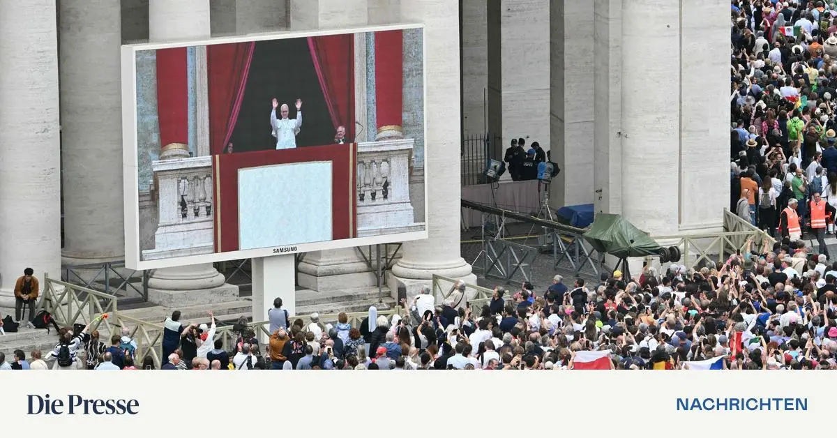 Pope Leo XIV recites Sunday prayer for the first time: 