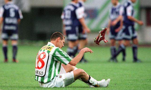 Sergej Mandreko stand mit Rapid 1996 im Europacupfinale - hier nach einem 0:0 gegen Austria.
