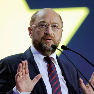 "Das ist nicht die Zeit für Parteipolitik", sagt Martin Schulz.