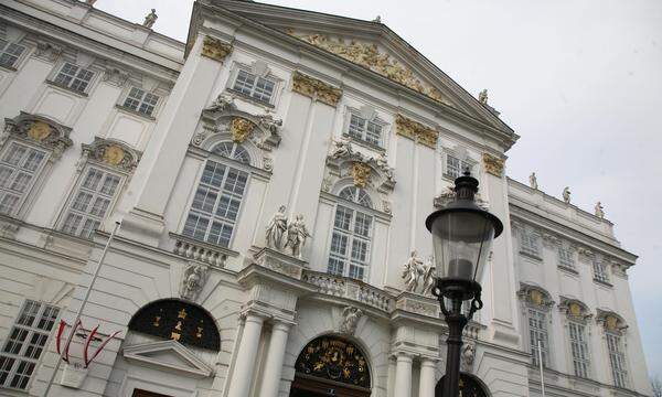 Schwere Vorwürfe werden gegen eine Juristin aus dem Justizministerium erhoben.