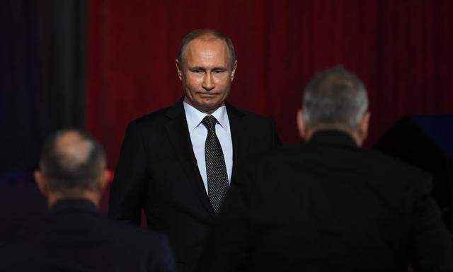 Russlands Präsident Putin wird Kanzler Kurz morgen im Kreml empfangen.