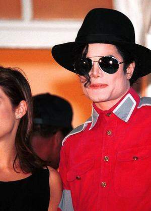 Lisa Marie Presley und Michael Jackson. Sie habe ihn retten wollen, sagte sie später.