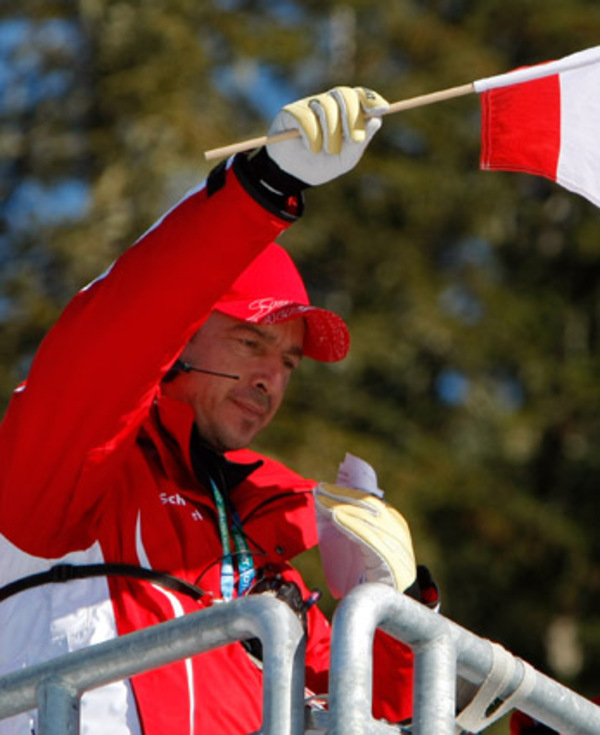 "Ich bin sehr erleichtert", meinte auch der Nordische ÖSV-Direktor Toni Innauer. "Alle vier sind befreiter und merklich besser gesprungen als in den Einzelbewerben."