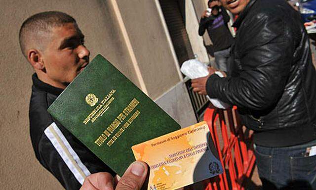 erteilt Tunesiern erste Visa