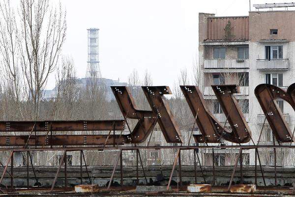 Dann explodierte in drei Kilometer Entfernung Block 4 des Atomkraftwerks Tschernobyl.