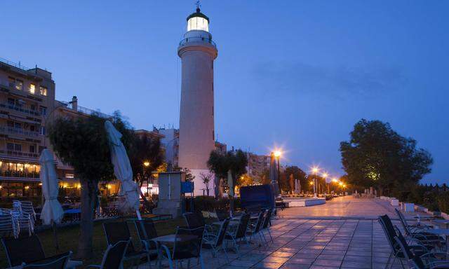 Alexandroupoli, der Stadtleuchtturm in der Abenddämmerung