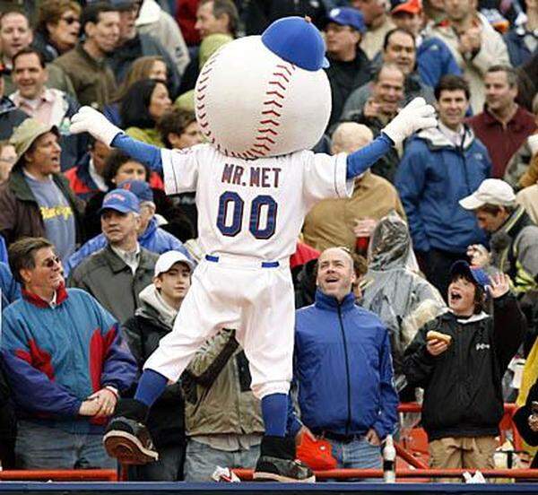 Trotz der scheinbar eindeutigen Optik sollte man "Mr. Met" nicht als "Ballhead" bezeichnen, um es sich nicht mit den Fans der "New York Mets" zu verscherzen.