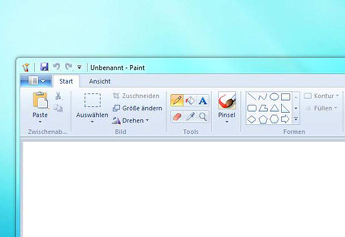 Eine Frischzellenkur erhielt auch das in Windows mitgelieferte Zeichenprogramm Paint. Das neue User-Interface präsentiert sich in der Beta von Windows 7 mit derselben Ribbon-basierten Oberfläche wie Office 2007. An den Grundfunktionen hat sich aber im Vergleich zu Vista oder Windows XP nichts geändert.