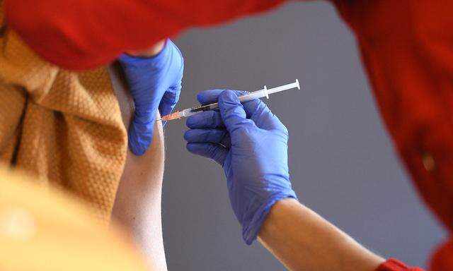 Die Impfung ist gegen Krebsarten wirksam, für die Humane Papilloma-Viren verantwortlich gemacht werden.