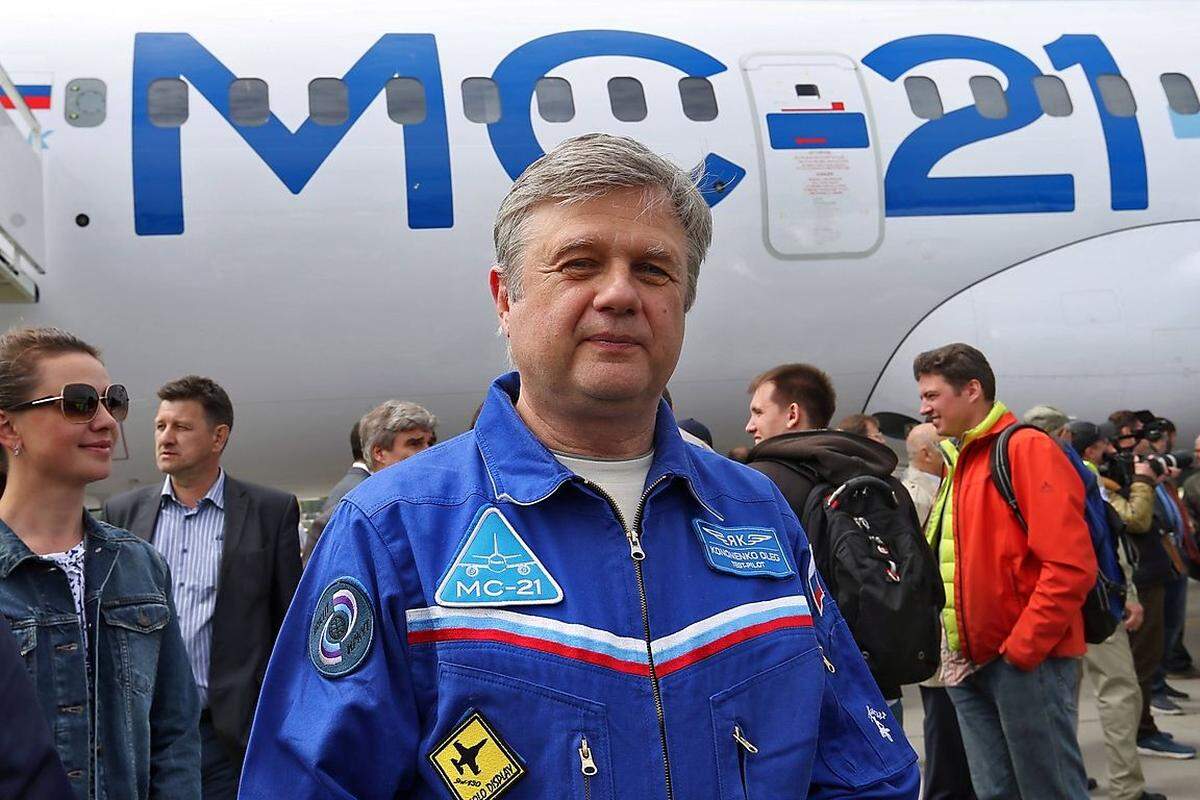 "Die Flugmission ist abgeschlossen, der Flug war in Ordnung und es gab keine Beobachtungen, die weiteren Tests im Wege stehen", wird der Pilot Oleg Kononenko zitiert.