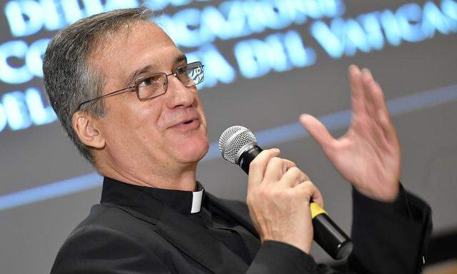 Dario Viganò muss seinen Job im Vatikan als Mediendirektor aufgeben.